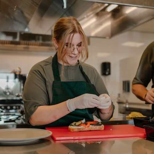 Samen werken in de keuken - Zorg Opmaat en Bij Maaten